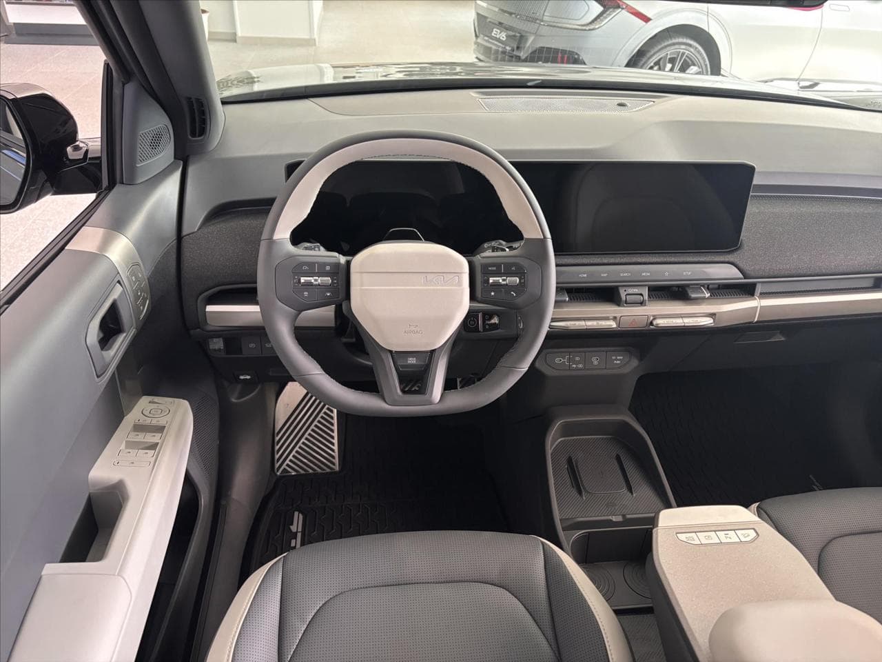 2025 Kia EV3 - 7