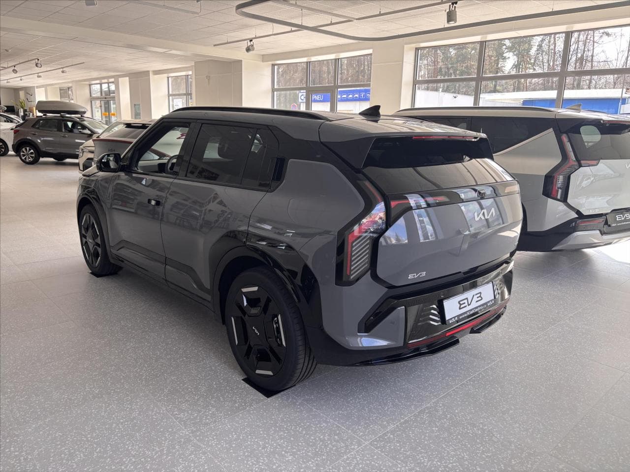 2025 Kia EV3 - 4