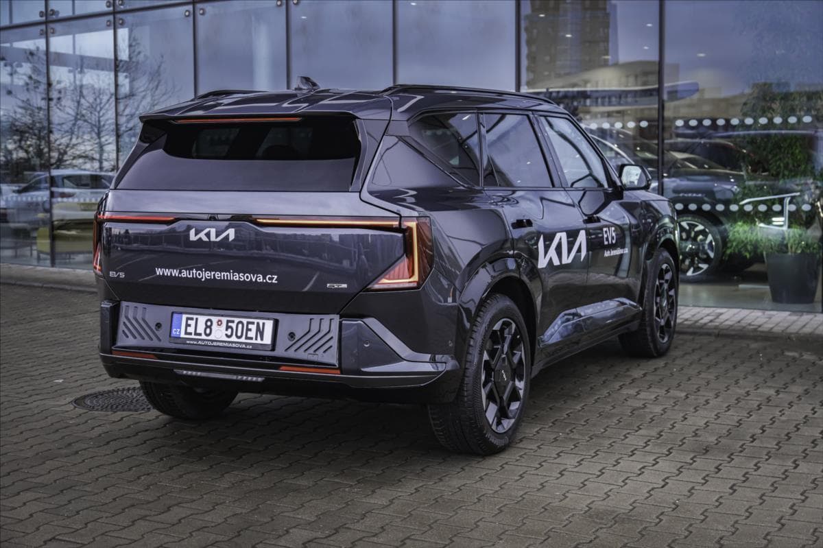 2025 Kia Ostatní - 4