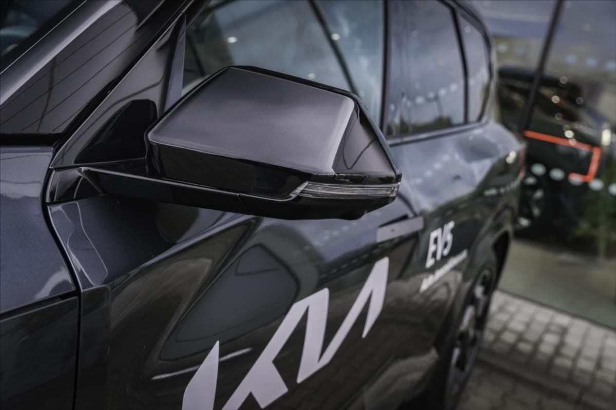 2025 Kia Ostatní - 9