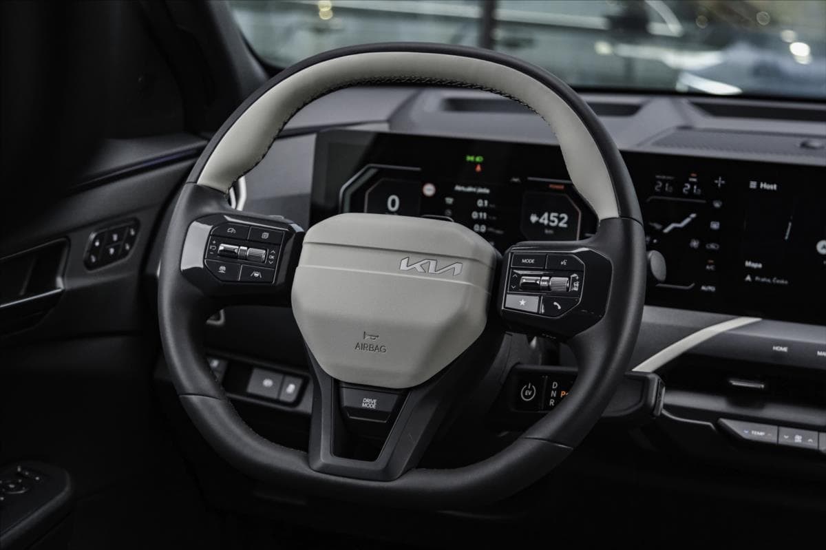 2025 Kia Ostatní - 18