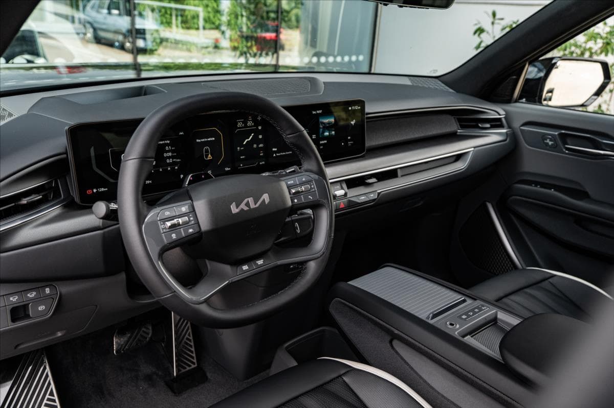 2026 Kia EV9 - 24
