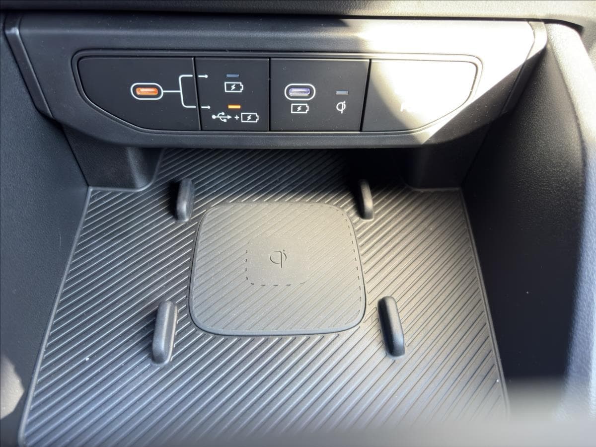 2025 Kia Ostatní - 18