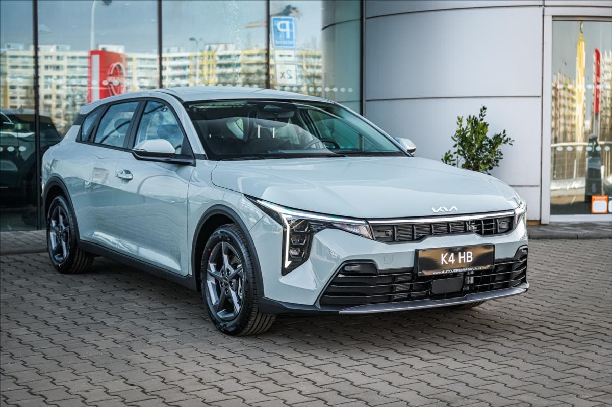 Kia K4 1,6 T-GDi GPF 7DCT  SPIN hatchback