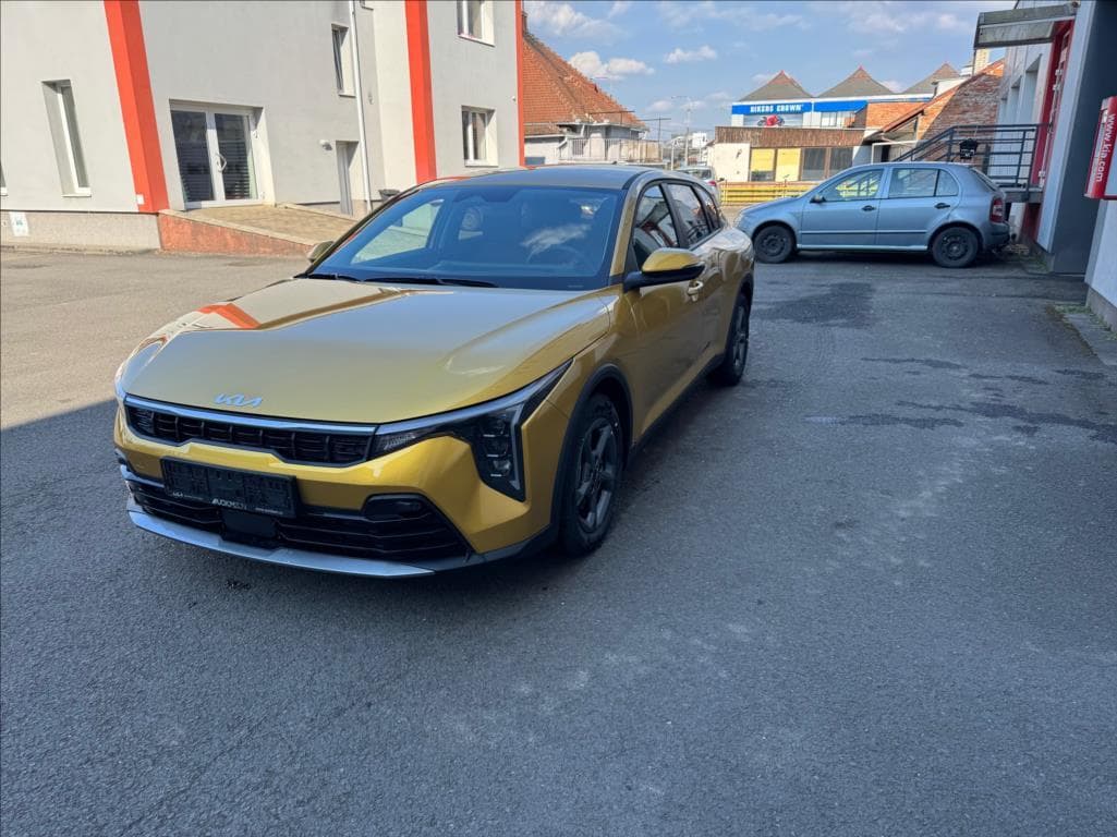 Kia K4 1,0 T-GDI 7DCT EXCLUSIVE hatchback