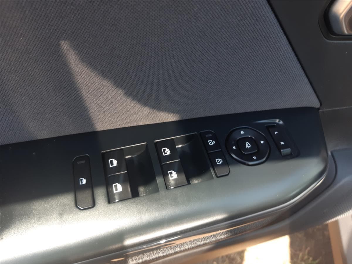 2025 Kia Ostatní - 29