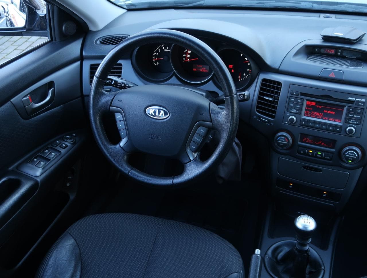 2011 Kia MAGENTIS - 9