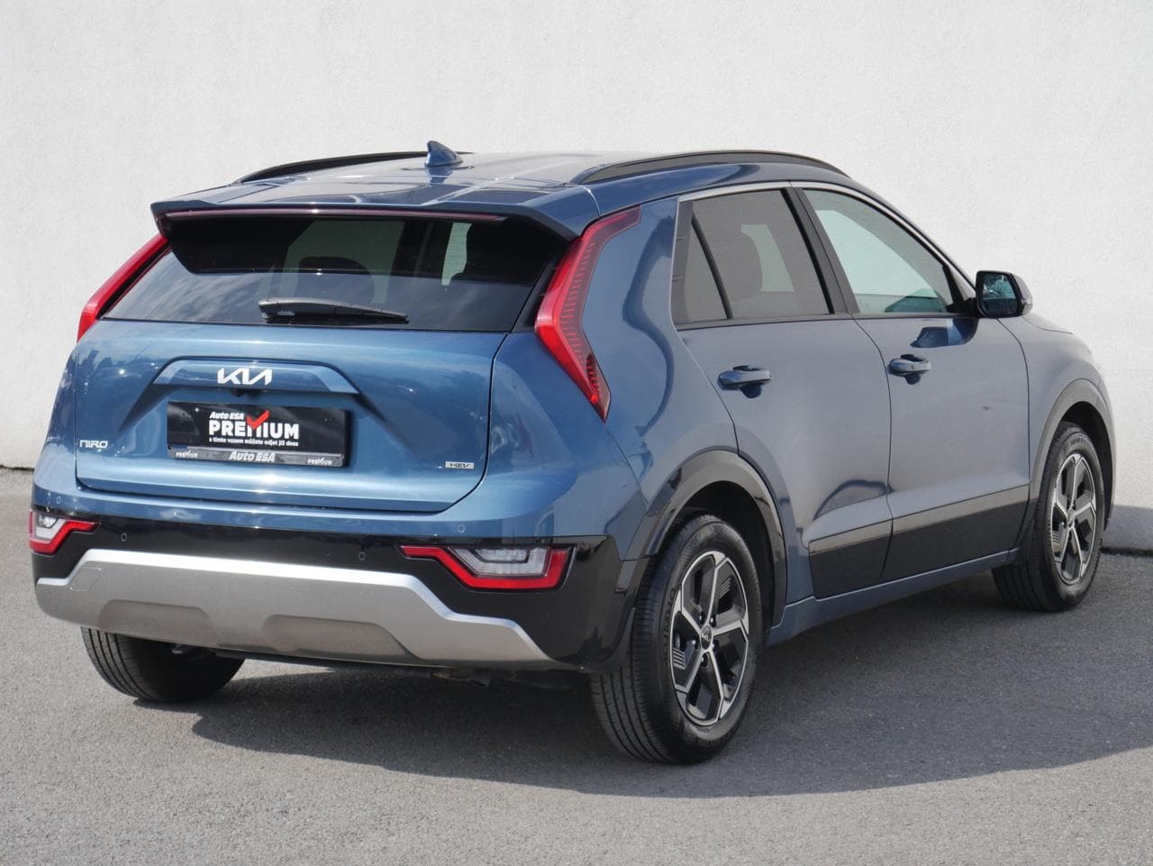2023 Kia NIRO - 4