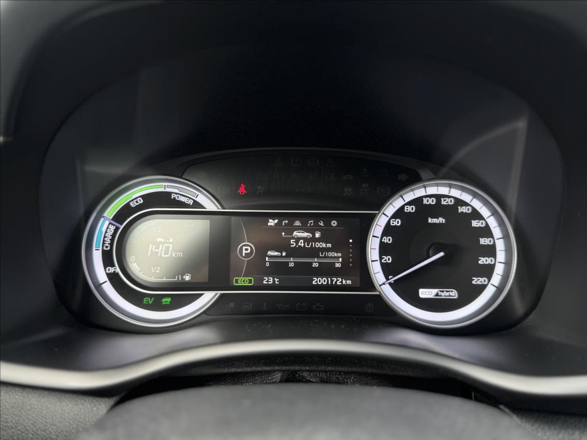 2017 Kia NIRO - 10