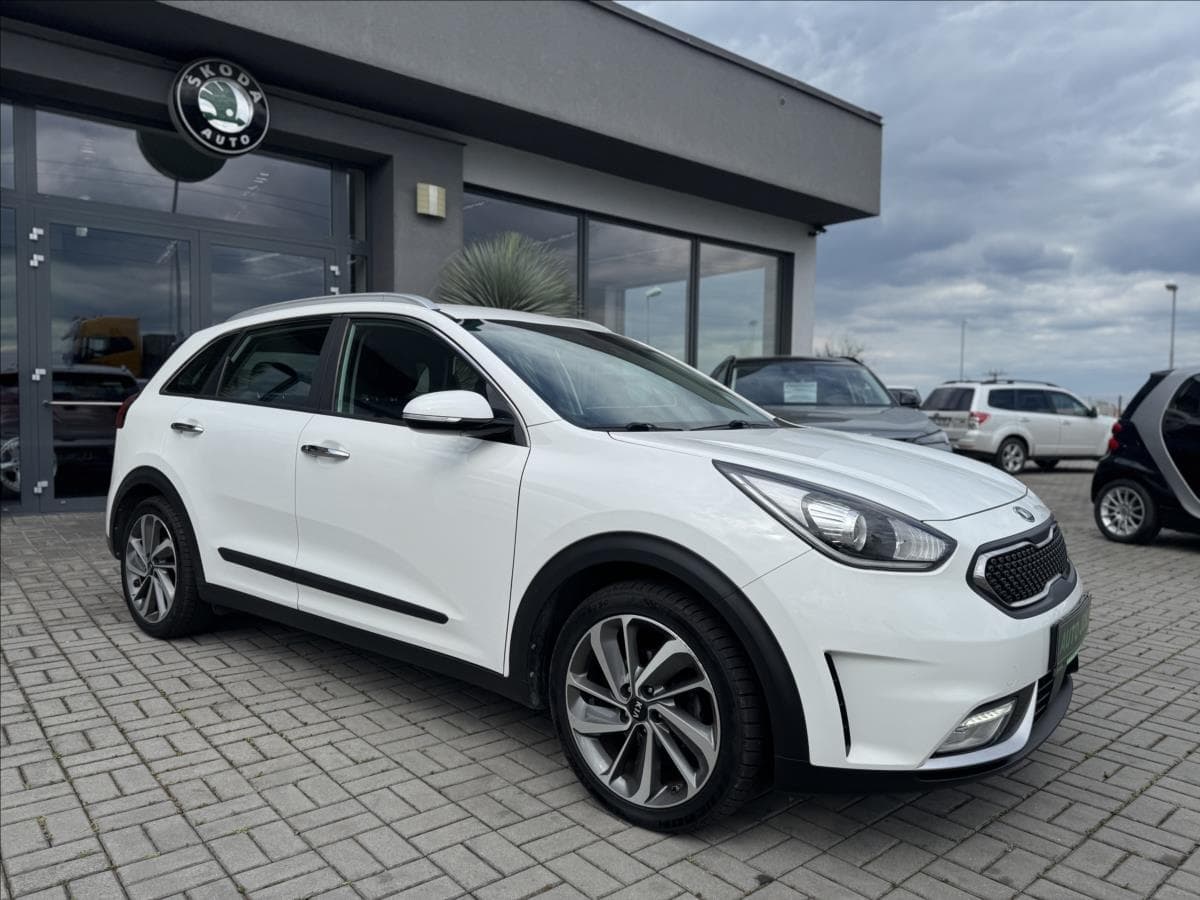 2017 Kia NIRO - 4