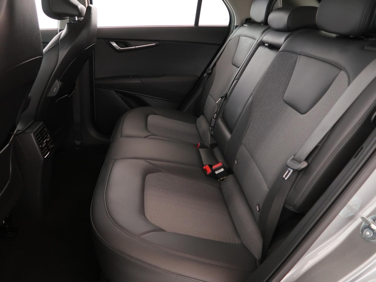 2023 Kia NIRO - 15