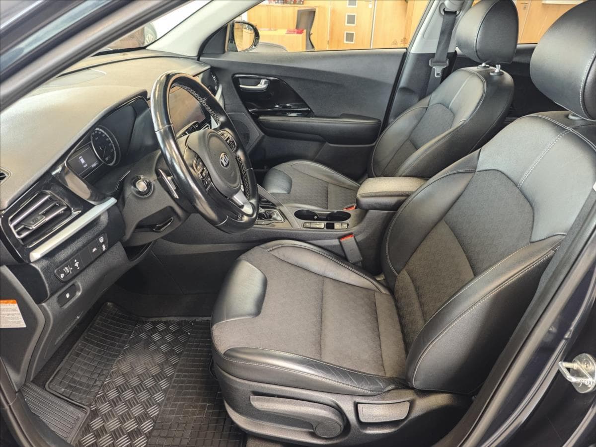 2019 Kia NIRO - 9