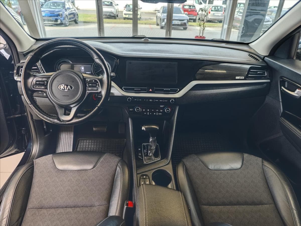 2019 Kia NIRO - 12