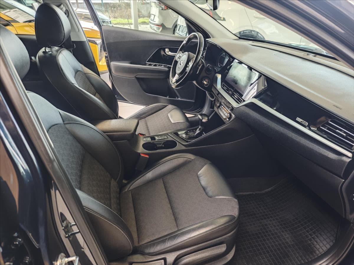 2019 Kia NIRO - 15