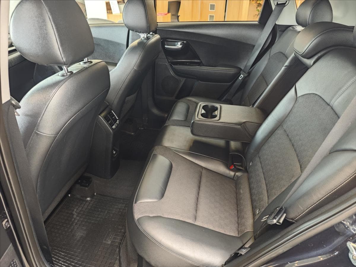 2019 Kia NIRO - 11