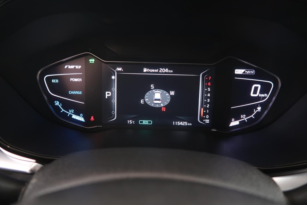 2021 Kia NIRO - 17
