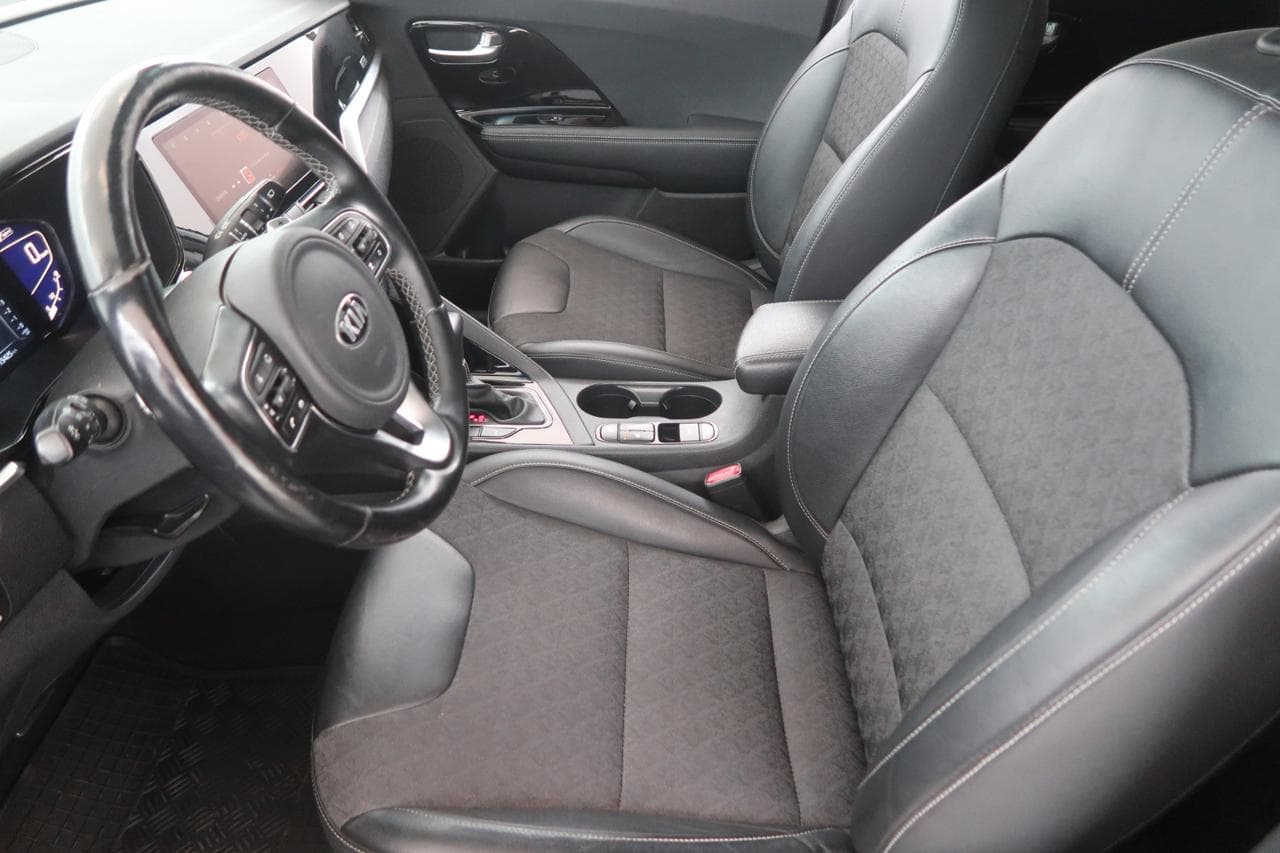 2021 Kia NIRO - 16