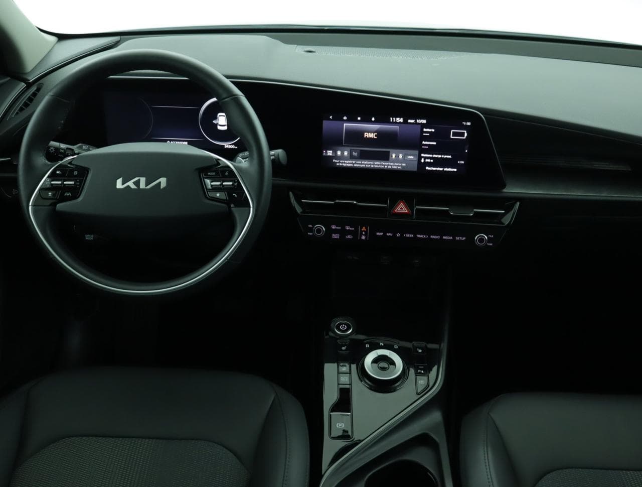 2023 Kia NIRO - 19