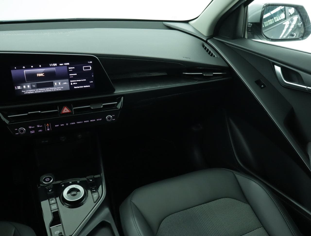 2023 Kia NIRO - 21