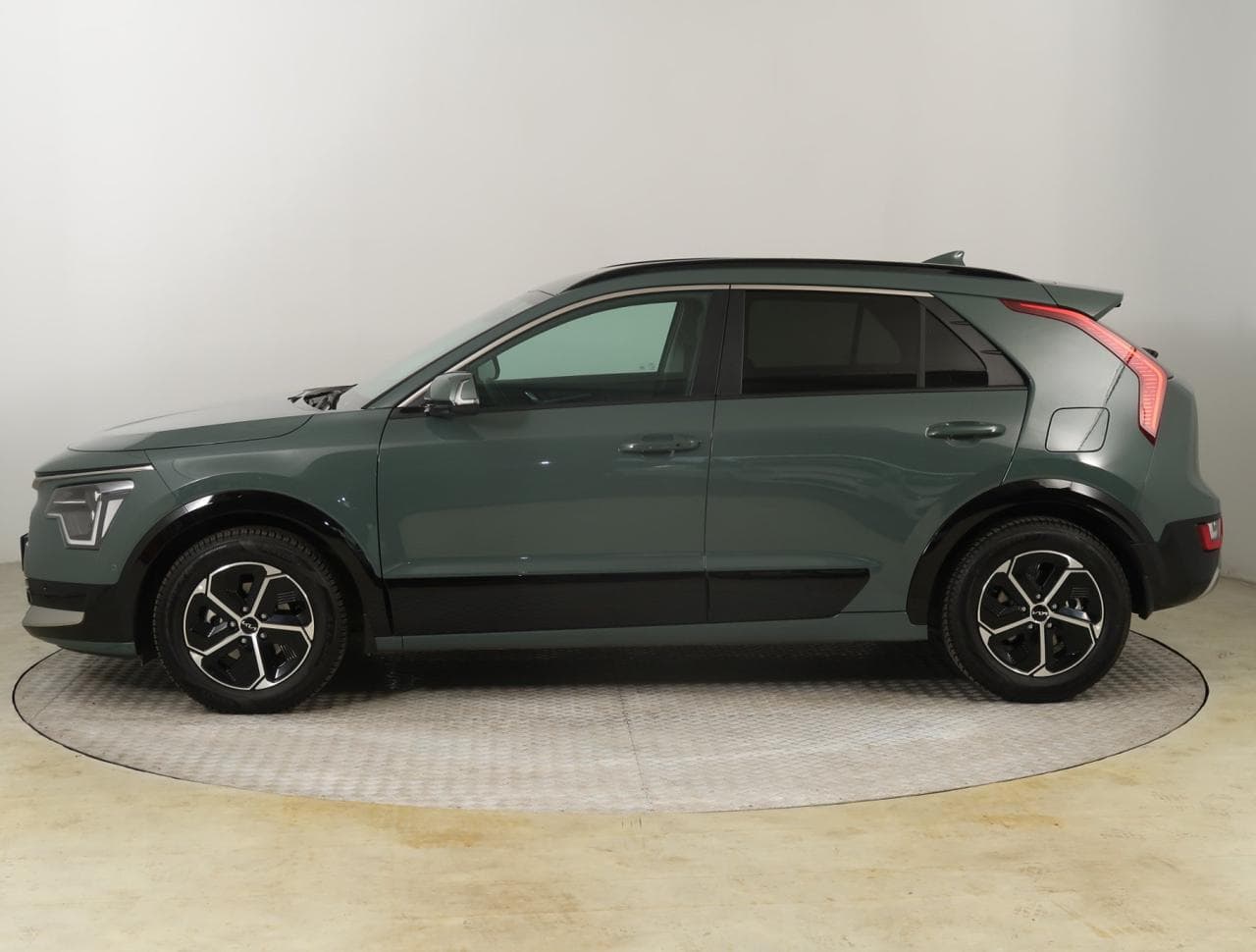 2023 Kia NIRO - 4