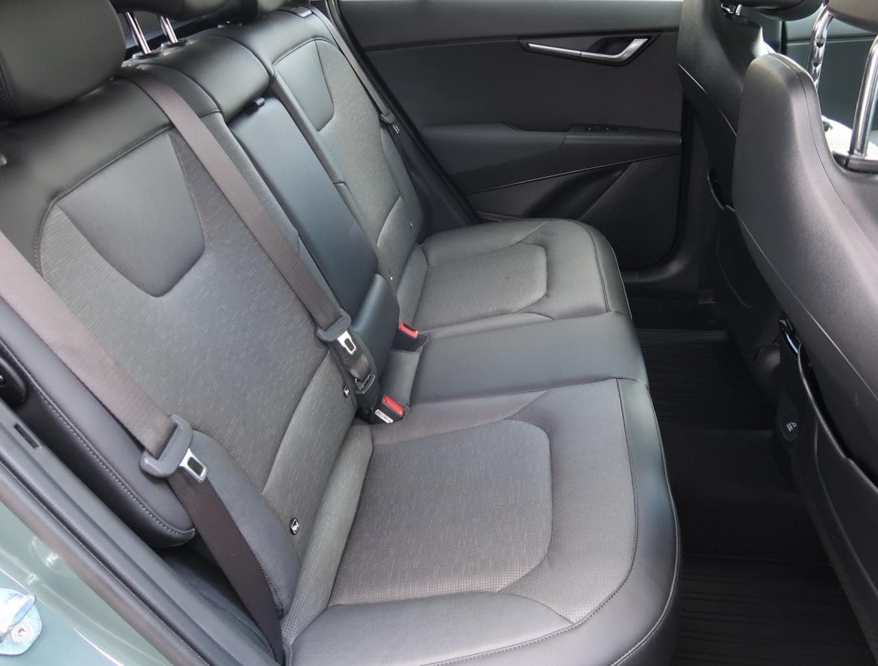 2023 Kia NIRO - 13