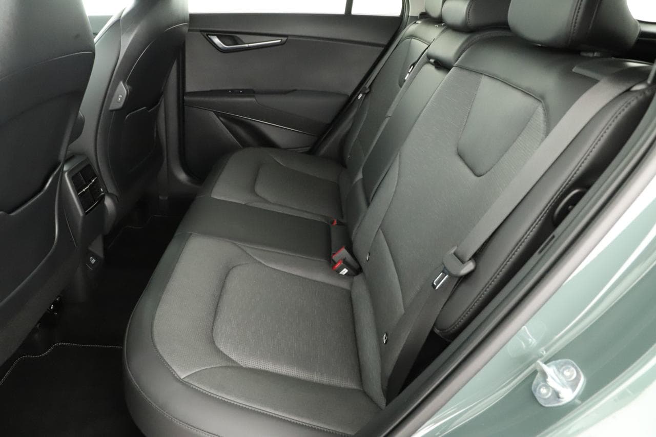 2024 Kia NIRO - 12