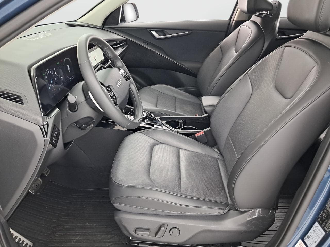 2023 Kia NIRO - 16