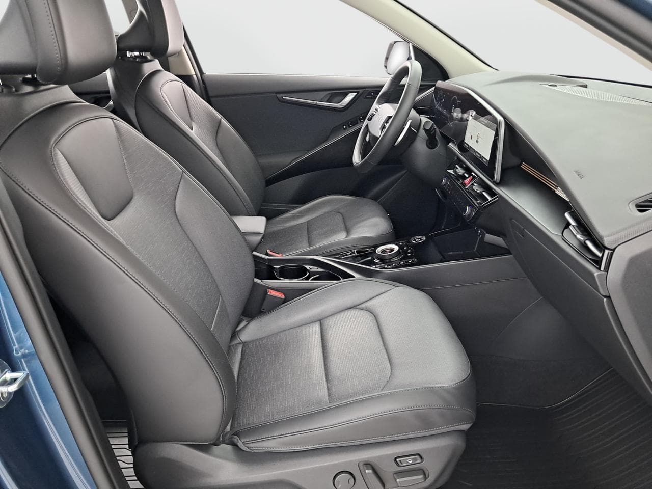 2023 Kia NIRO - 12