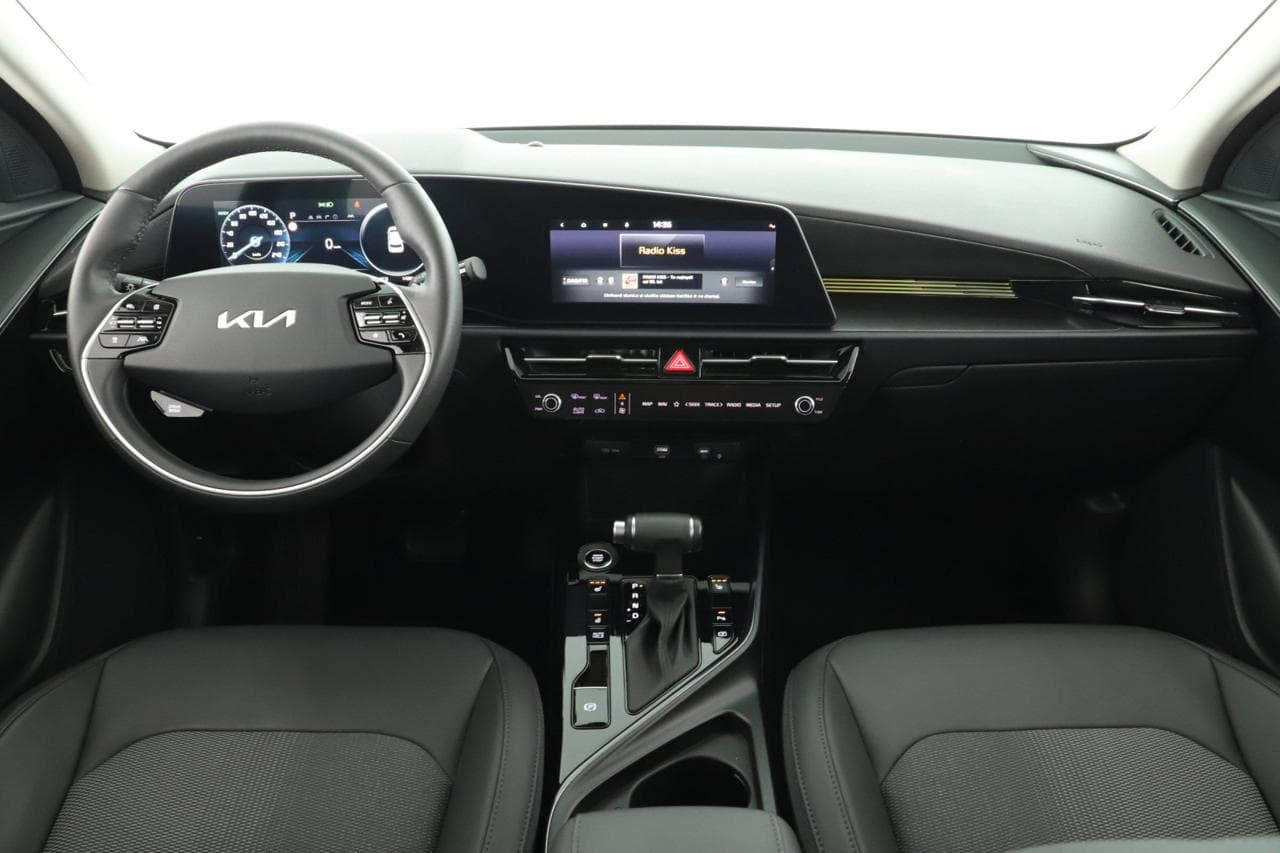 2025 Kia NIRO - 9