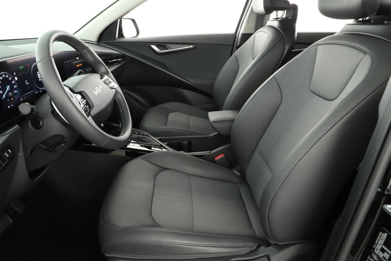 2025 Kia NIRO - 13