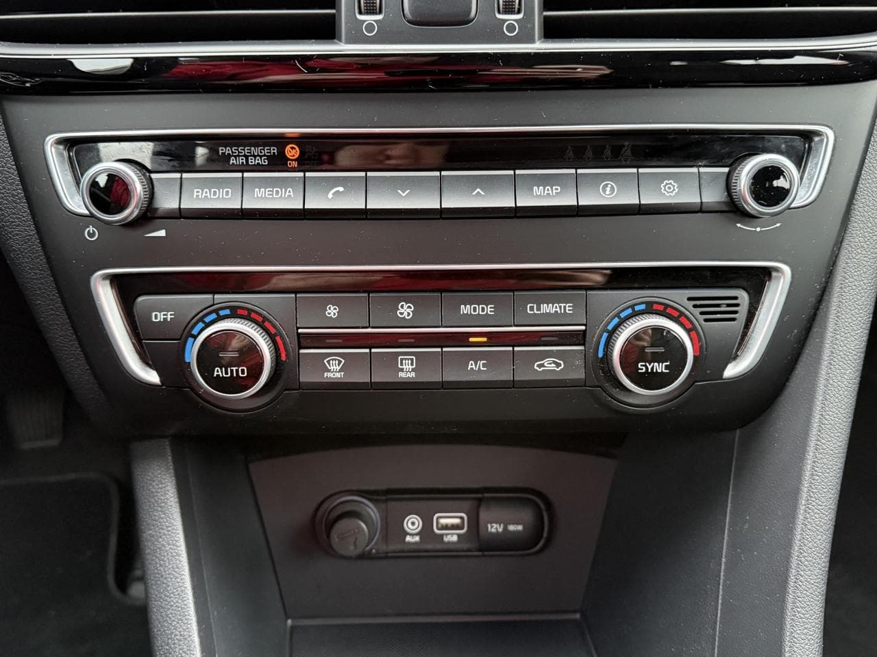 2018 Kia Optima - 18