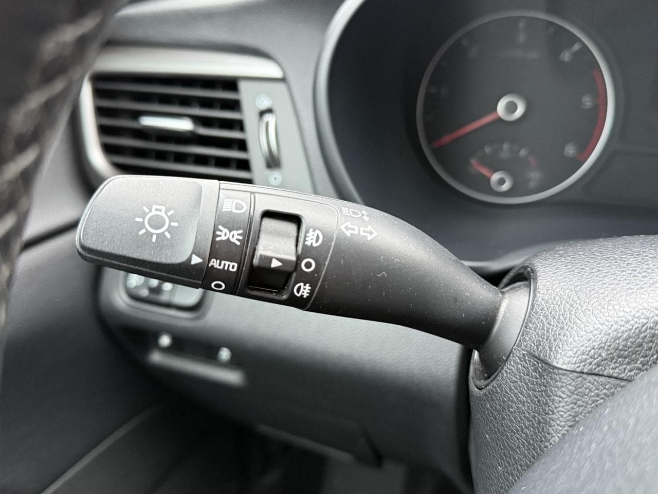 2018 Kia Optima - 12