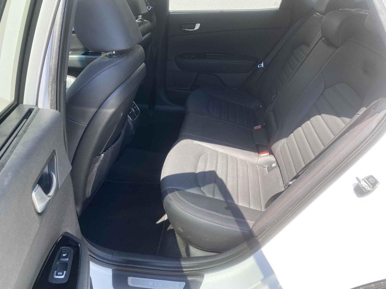 2018 Kia OPTIMA - 10