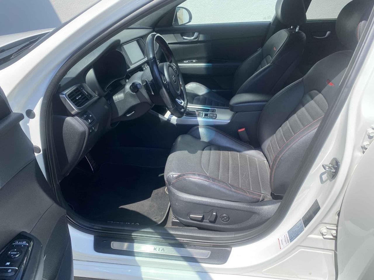 2018 Kia OPTIMA - 9