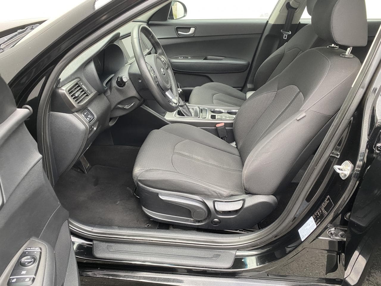 2016 Kia OPTIMA - 17
