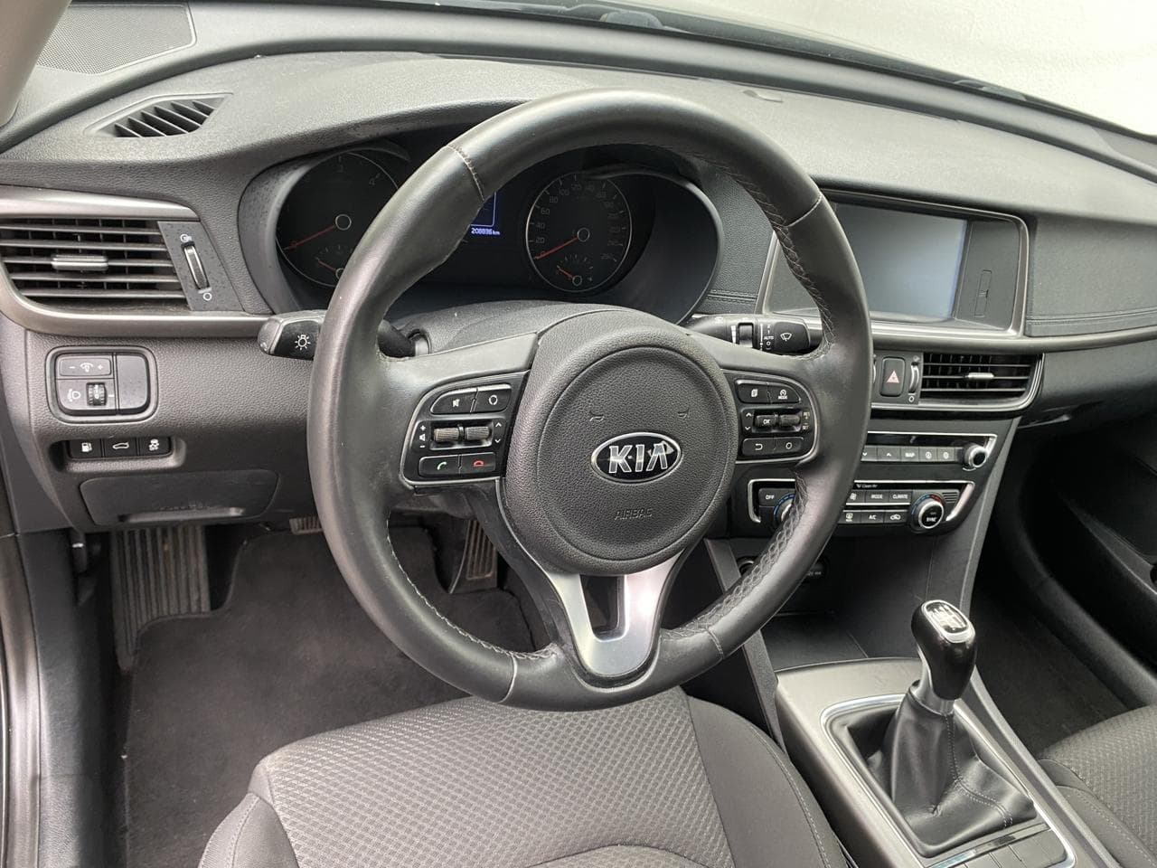 2016 Kia OPTIMA - 23