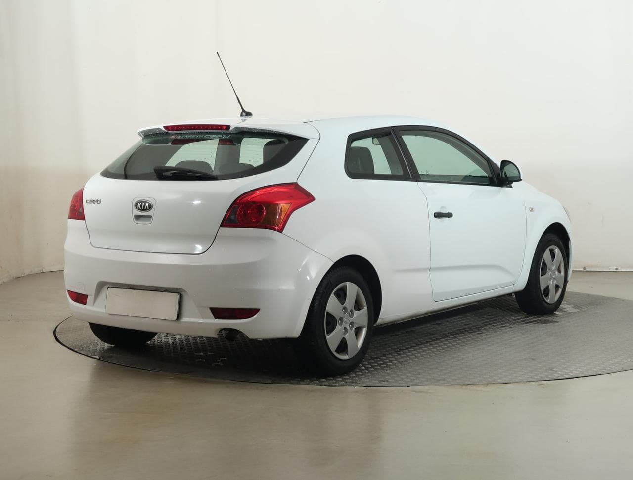 2008 Kia Proceed - 7