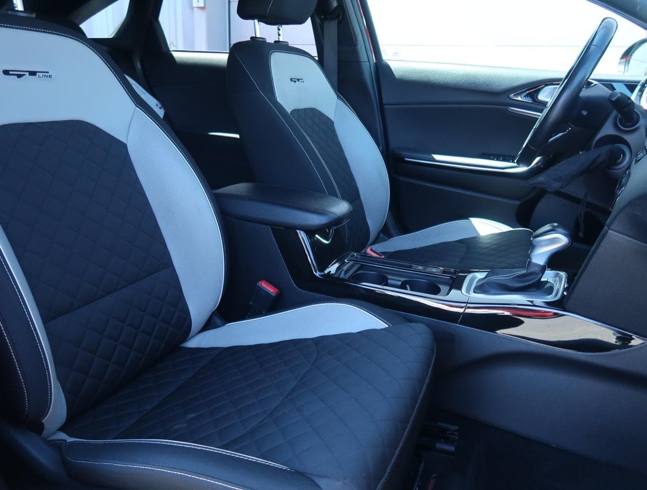 2020 Kia PROCEED - 19