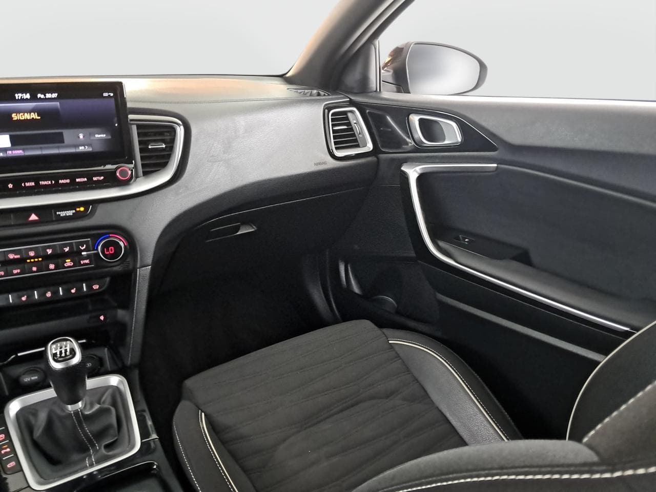 2021 Kia PROCEED - 11