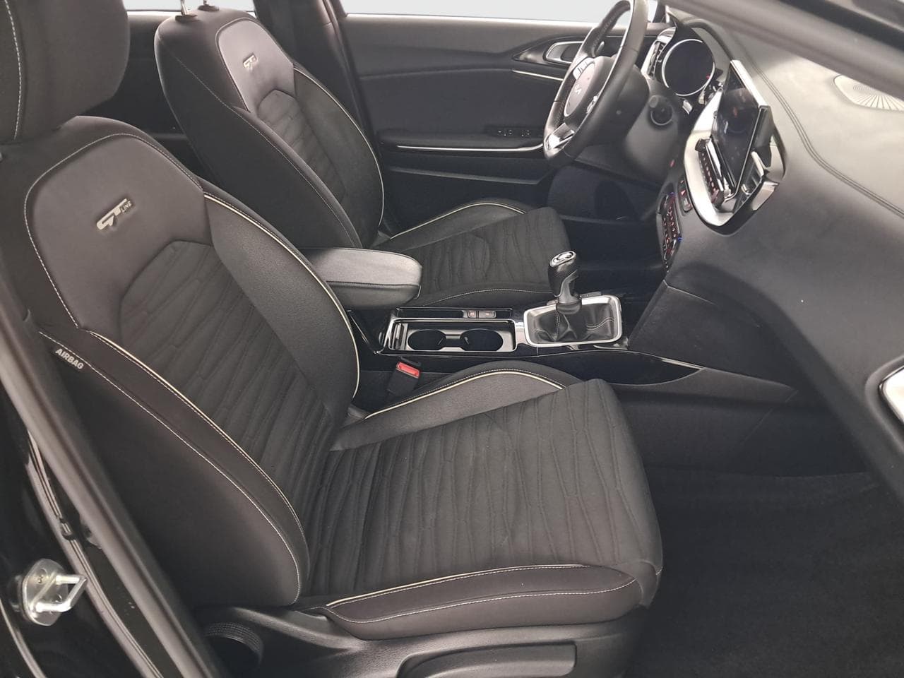 2021 Kia PROCEED - 12