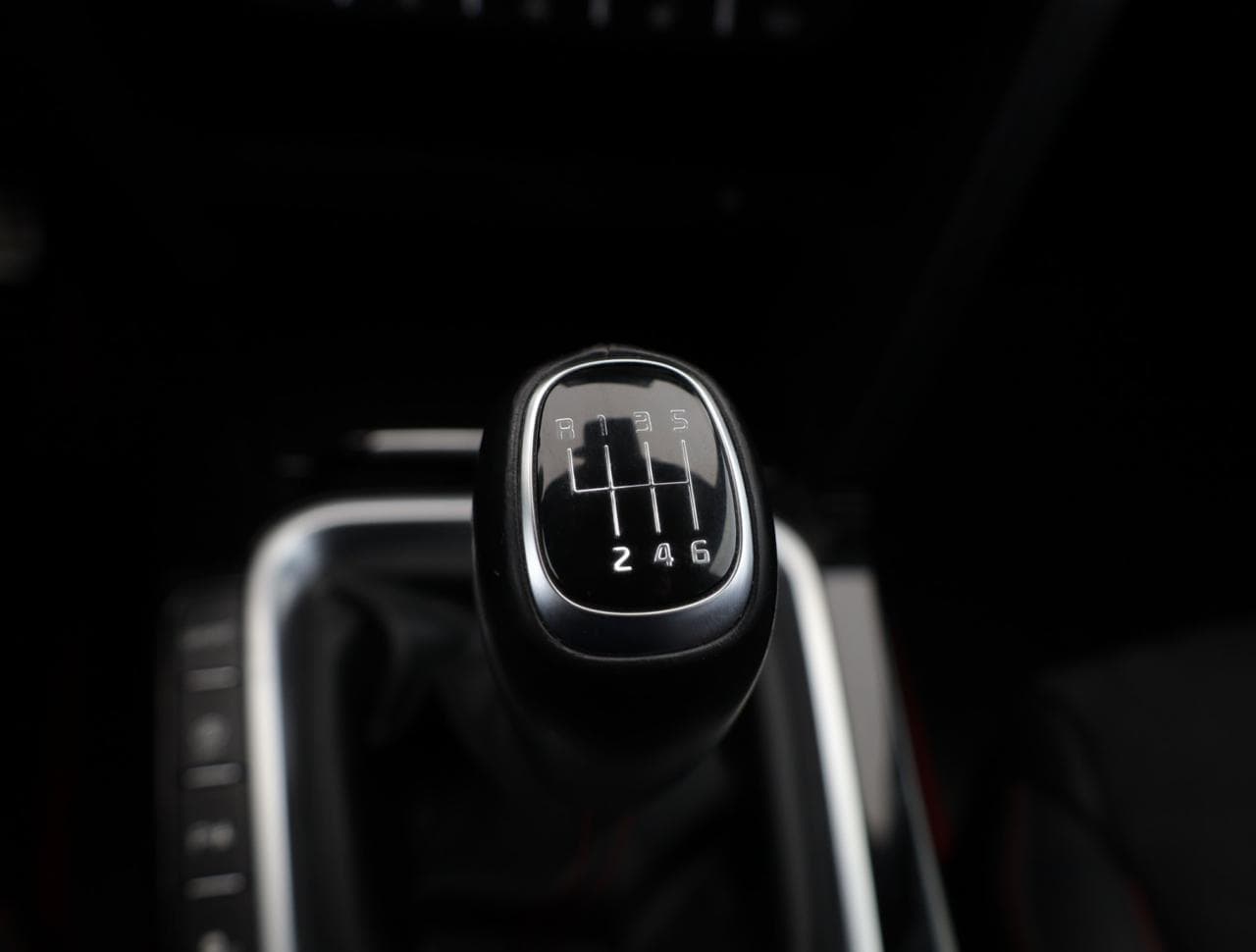 2019 Kia Proceed - 19