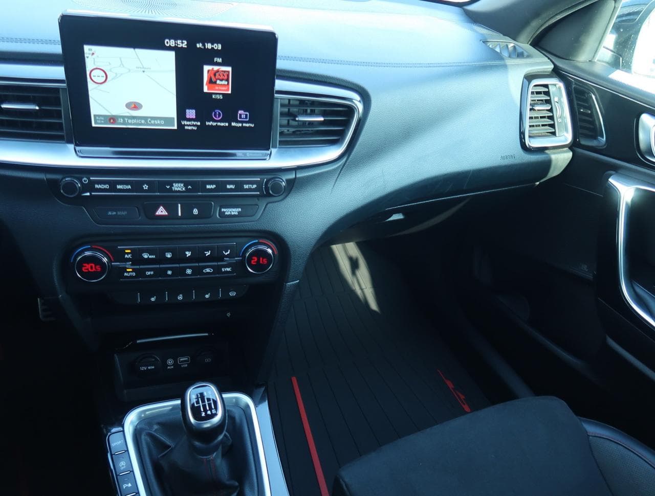 2019 Kia PROCEED - 18