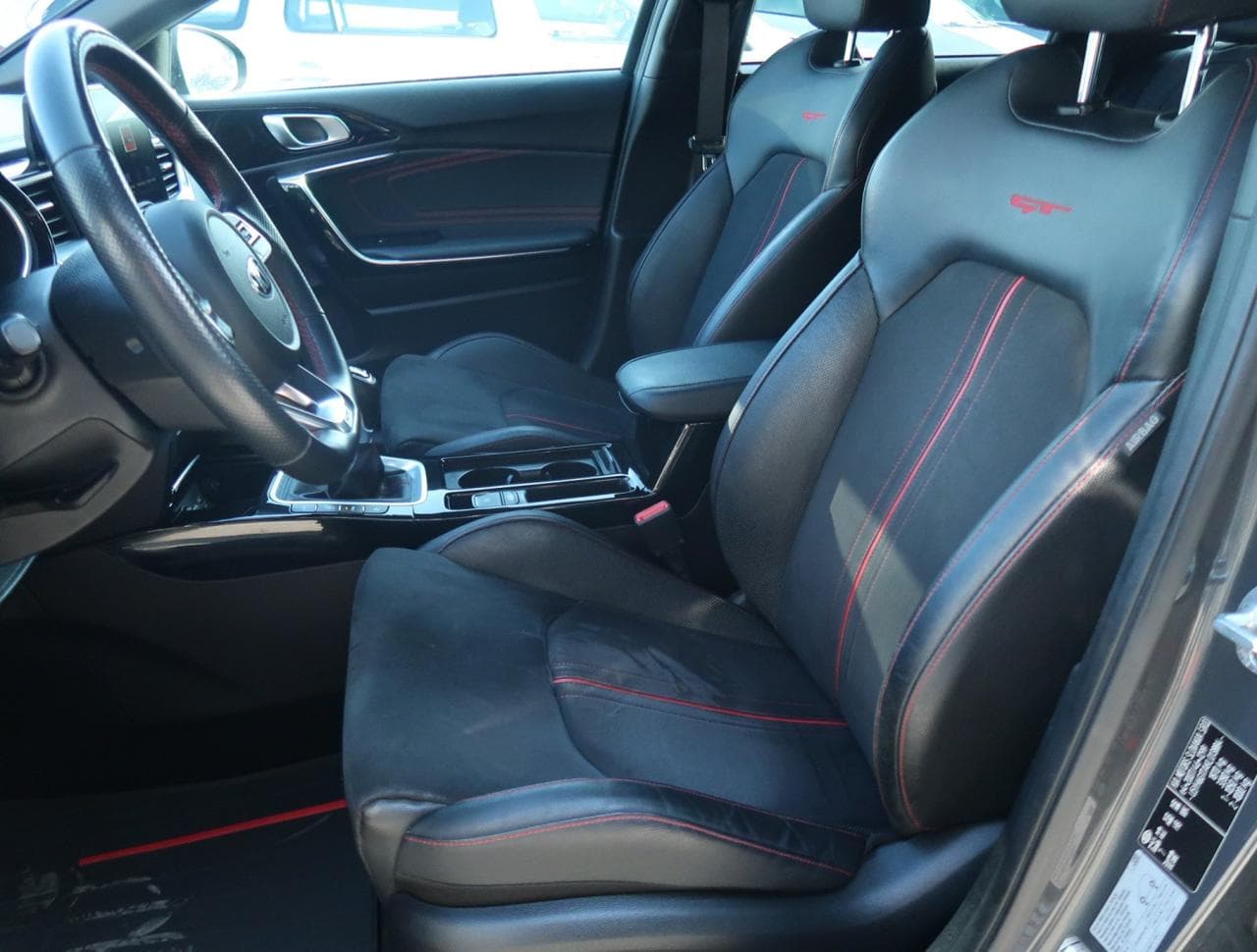 2019 Kia PROCEED - 16