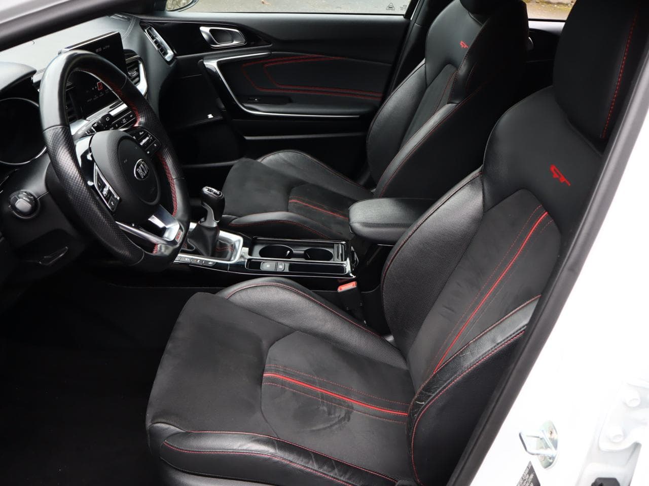 2019 Kia PROCEED - 14
