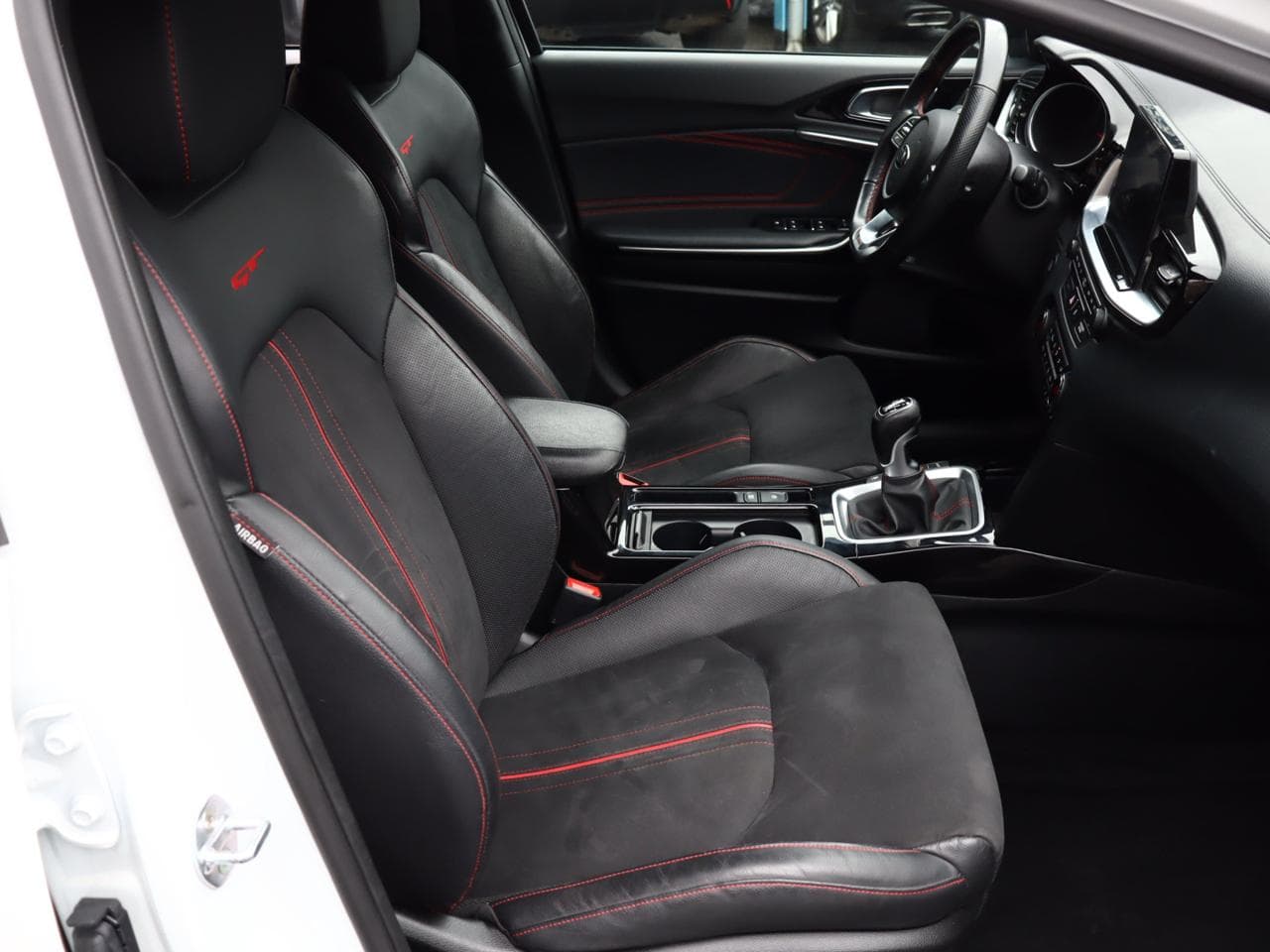 2019 Kia PROCEED - 10