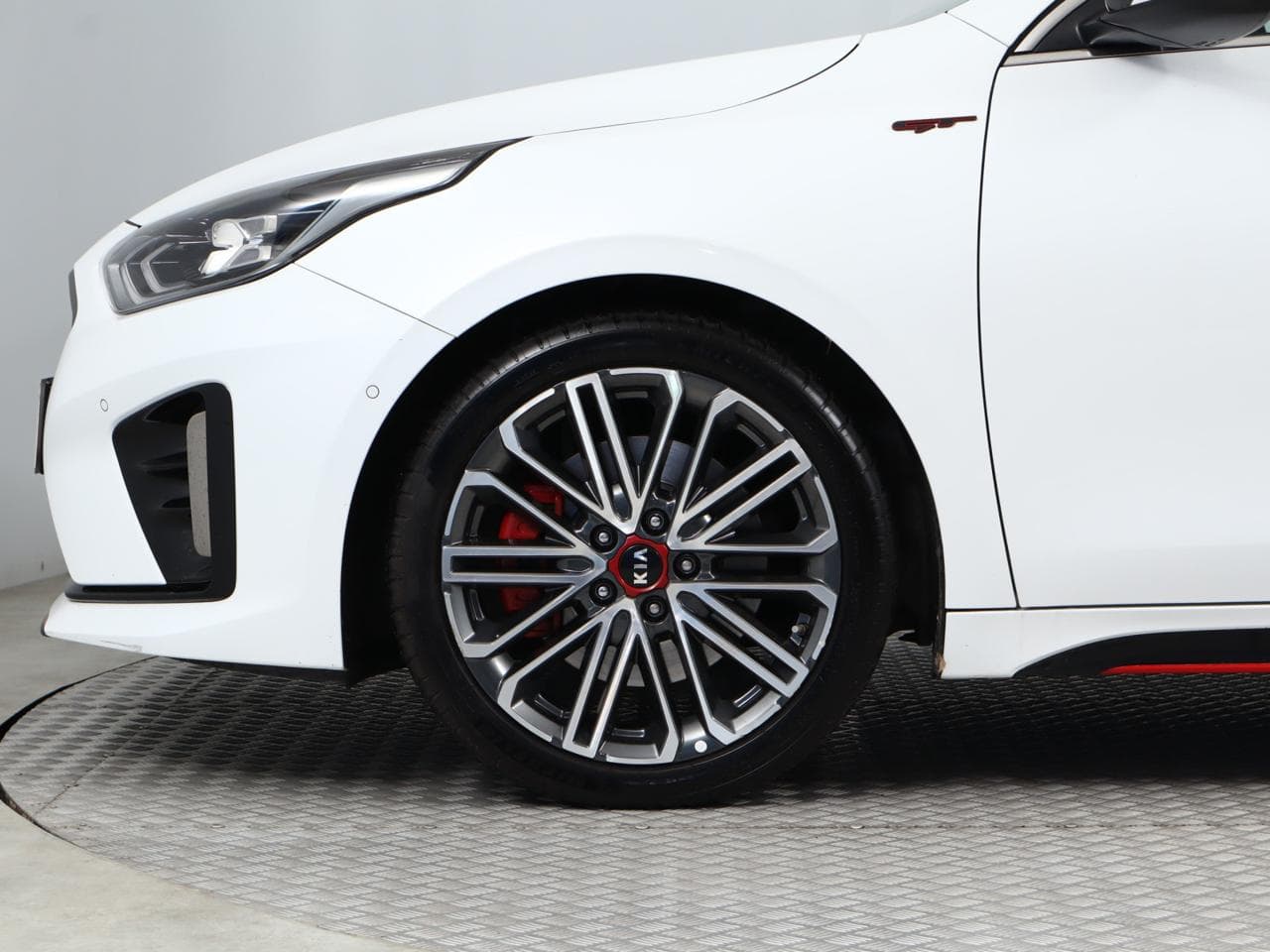 2019 Kia PROCEED - 19