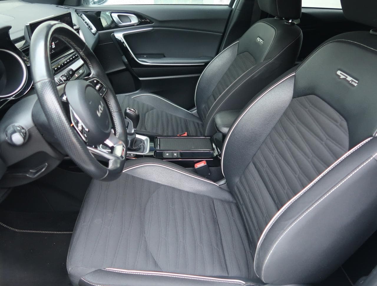2021 Kia PROCEED - 16
