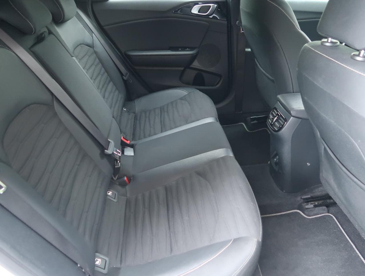 2021 Kia PROCEED - 13