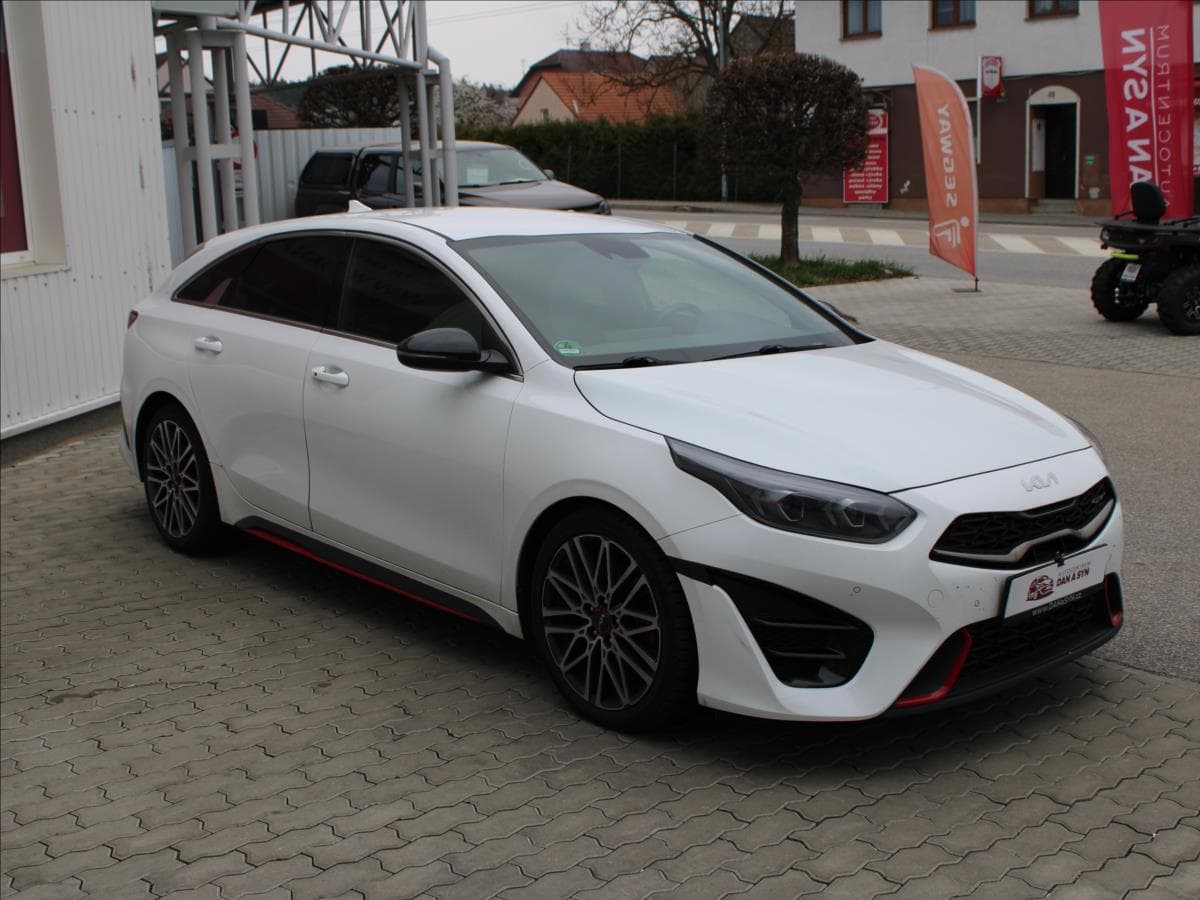 2022 Kia PROCEED - 2
