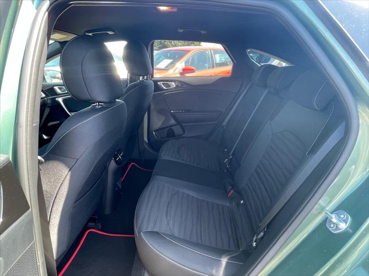 2024 Kia PROCEED - 14